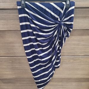 Asymmetrical Knot Skirt